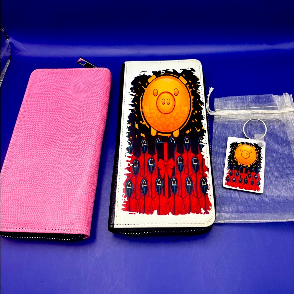 Squid Game piggy bank wallet